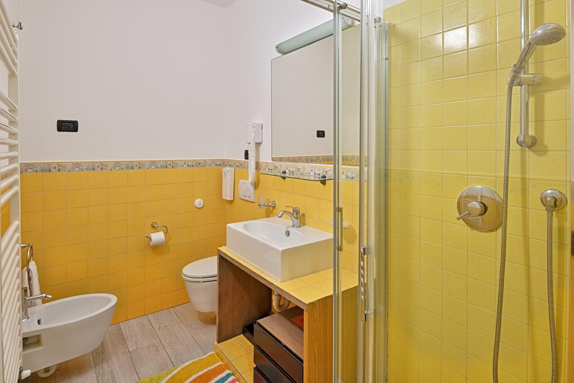 Casa Vacanze Nel Giardino Di Renzo Imperia Exterior foto